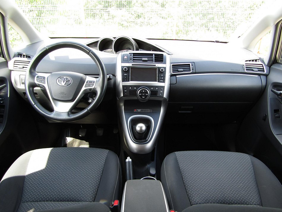 Toyota Verso 1.8 Valvematic 