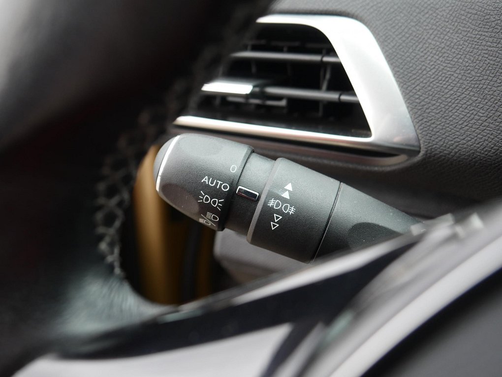 Peugeot 3008 1.6 HDi Allure