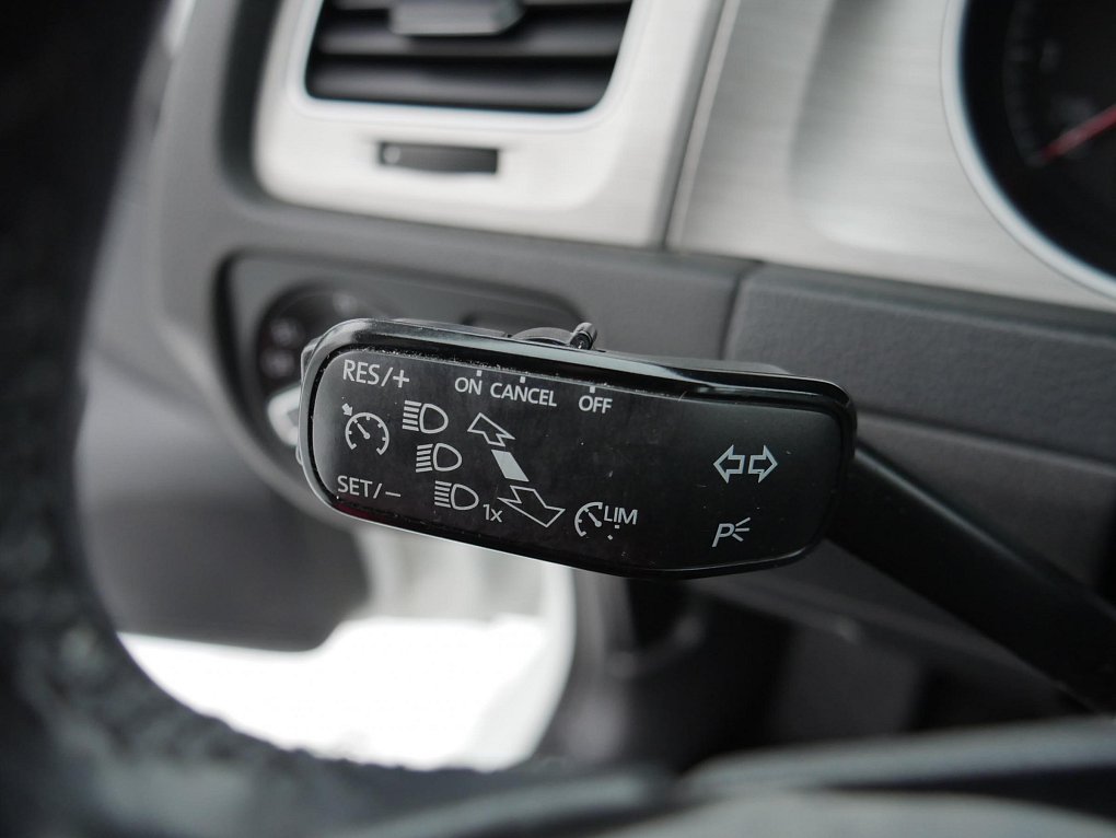 Volkswagen Golf 1.2 TSI 