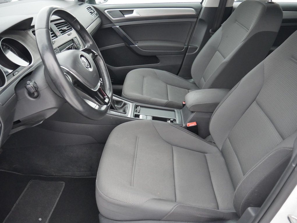 Volkswagen Golf 1.2 TSI 