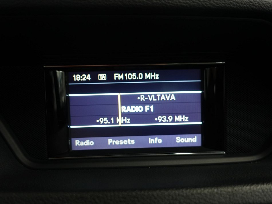 Mercedes-Benz Třída E 2.2 CDi  E220