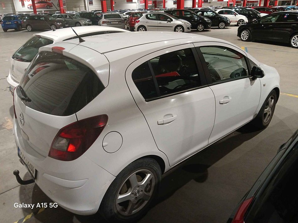 Opel Corsa 1.2i 