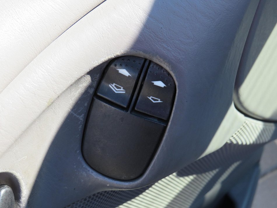 Ford Focus 1.6i 