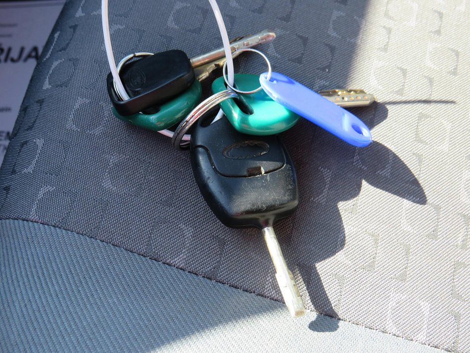 Ford Focus 1.6i 