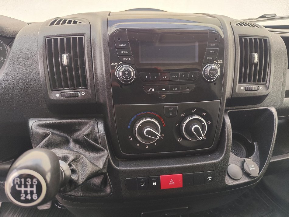 Peugeot Boxer 2.0HDi  L4 ČELO