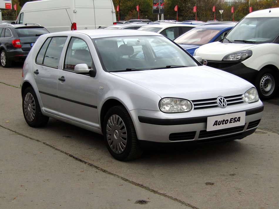 Volkswagen Golf 1.4 16V 
