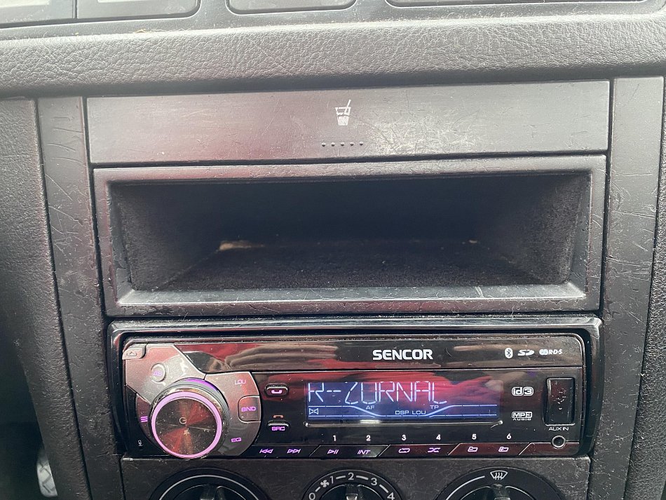 Volkswagen Golf 1.4 16V 