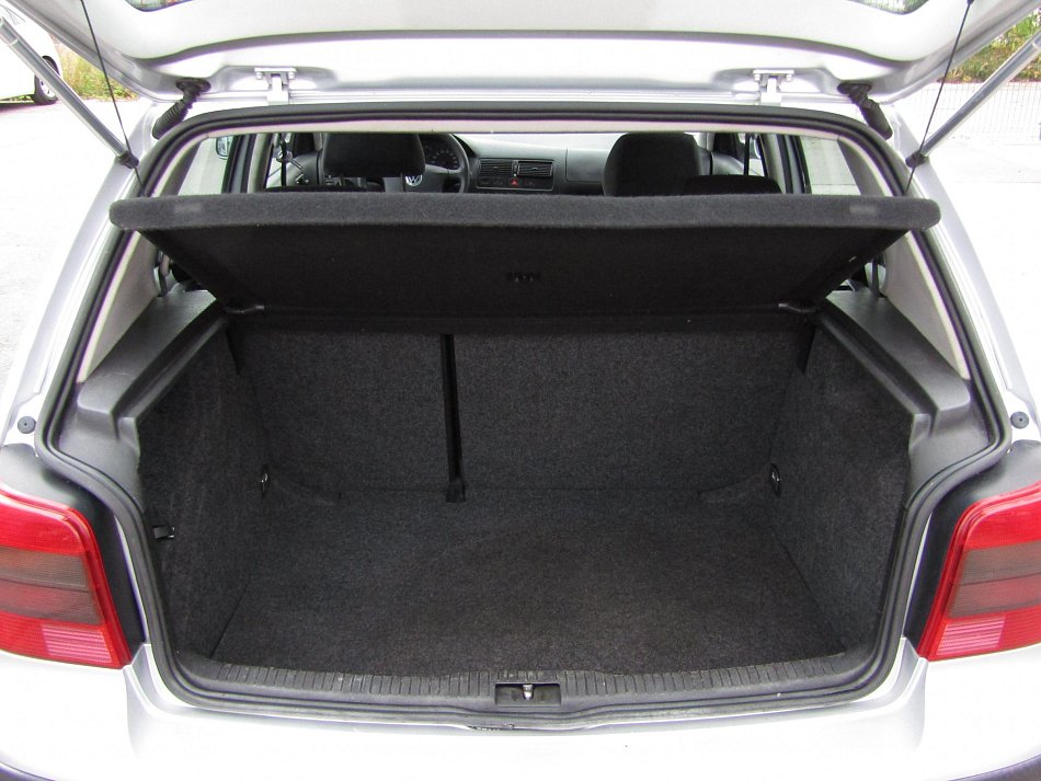 Volkswagen Golf 1.4 16V 