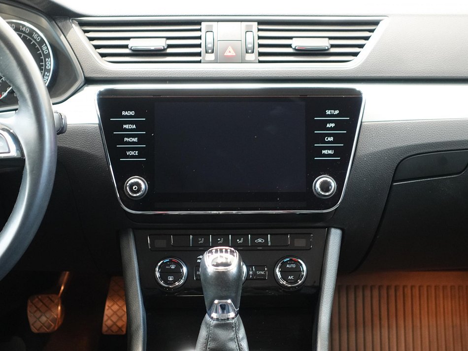 Škoda Superb III 2.0TDi Ambition