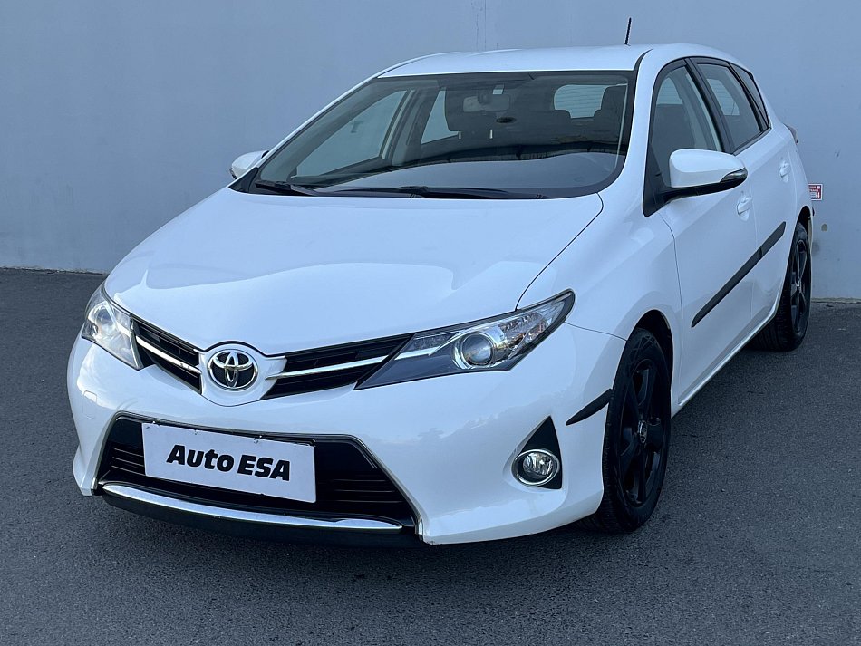 Toyota Auris 1.6 VVTi 