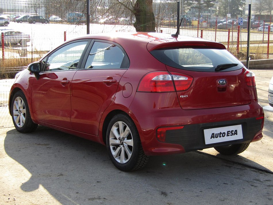 Kia Rio 1.4i 