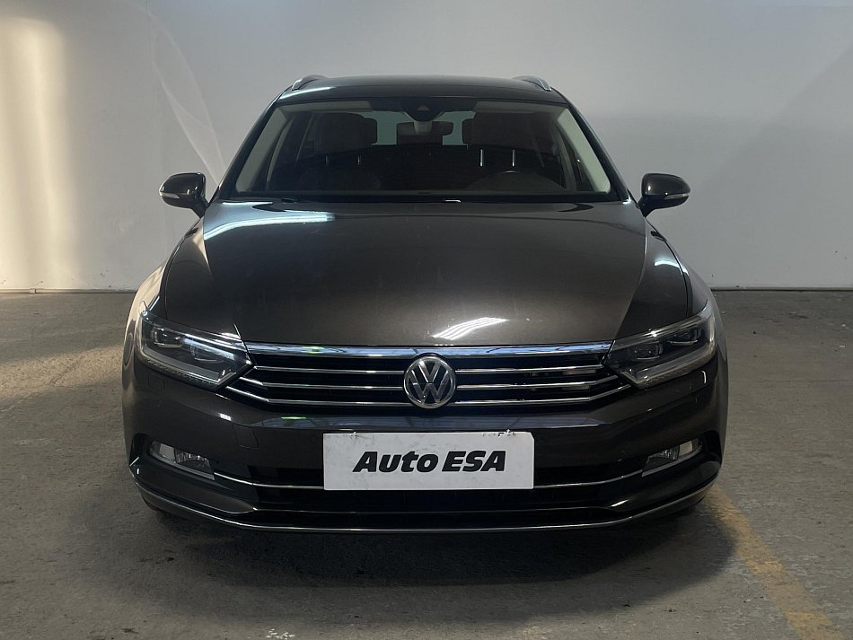 Volkswagen Passat 2.0 TDi Highline