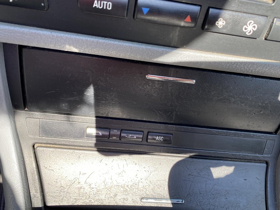 BMW Řada 3 2.5i  325 CI