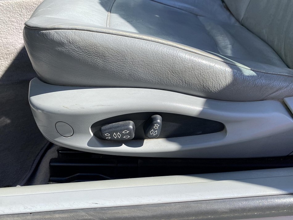 BMW Řada 3 2.5i  325 CI