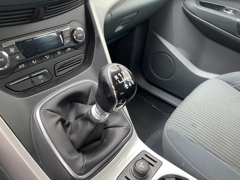 Ford Grand C-MAX 1.6 EB Titanium