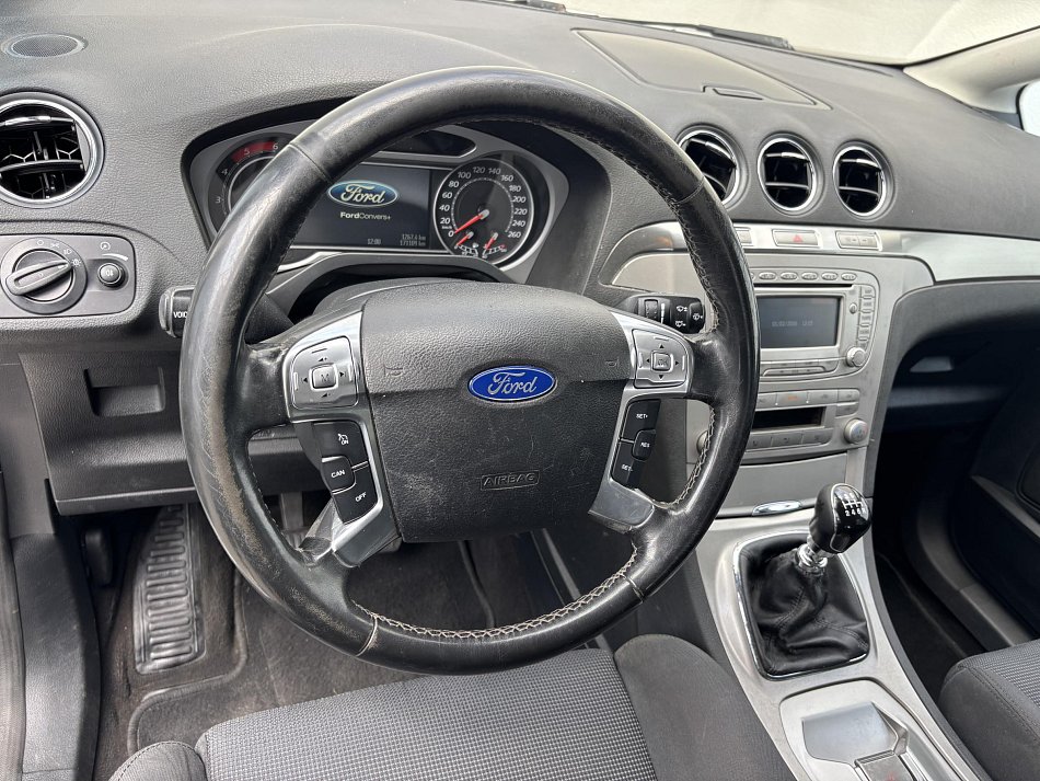 Ford S-MAX 2.2 TDCi Titanium