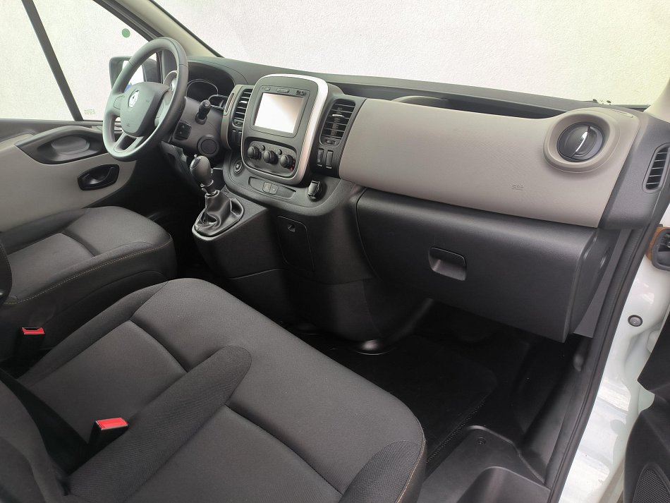 Renault Trafic 1.6dCi  DÍLNA