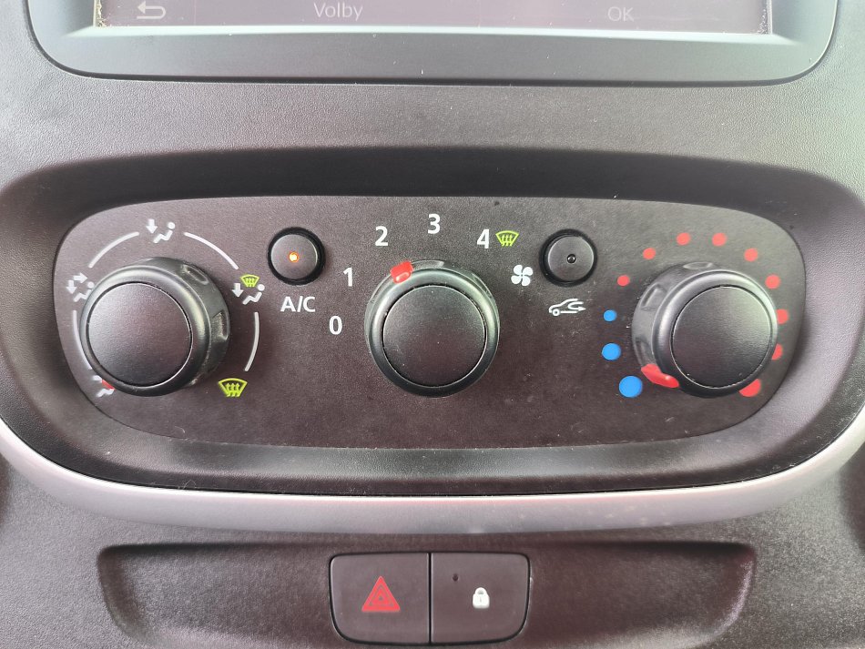 Renault Trafic 1.6dCi  DÍLNA