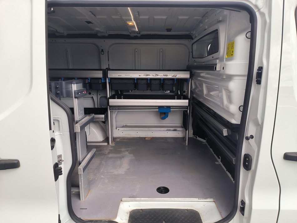 Renault Trafic 1.6dCi  DÍLNA
