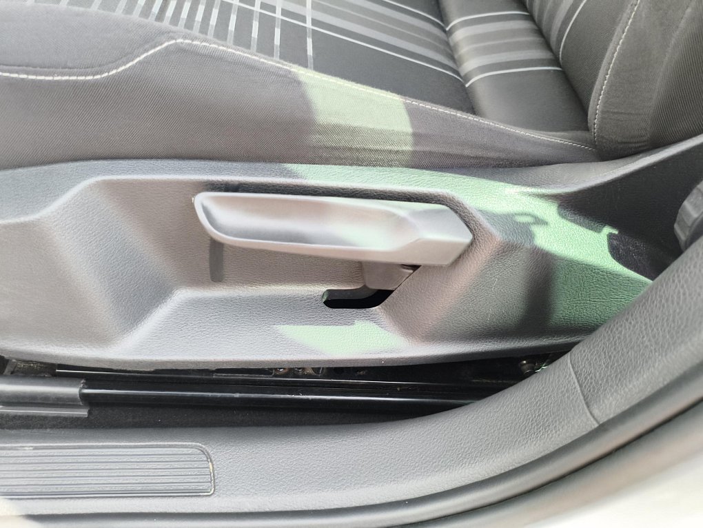 Volkswagen Golf 1.6 TDi Lounge 4x4