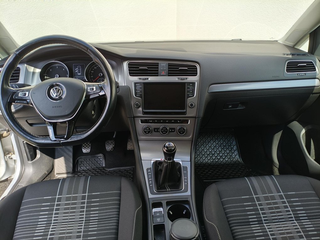 Volkswagen Golf 1.6 TDi Lounge 4x4