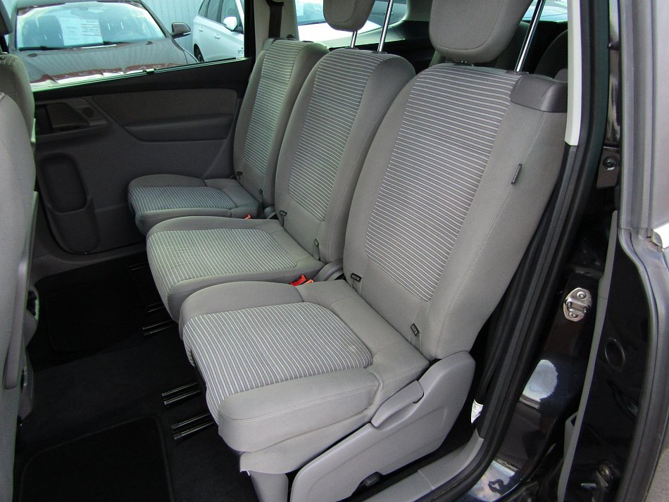 Seat Alhambra 2.0 TDi Style 7míst