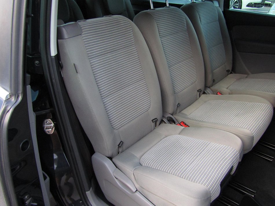 Seat Alhambra 2.0 TDi Style 7míst