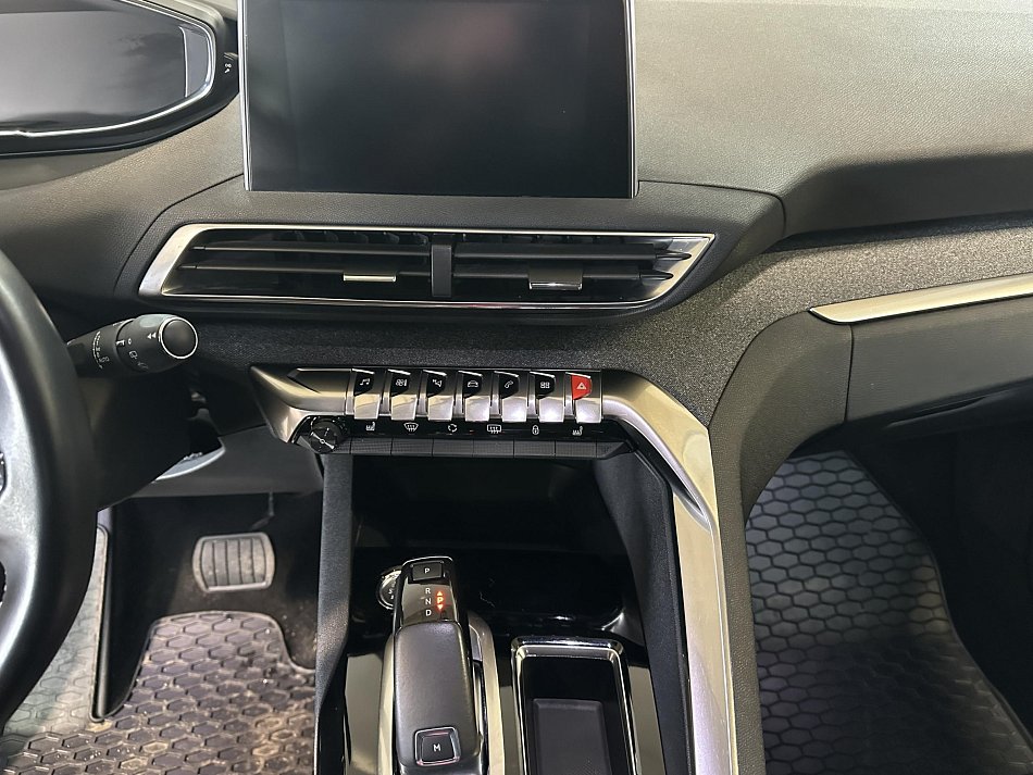 Peugeot 5008 1.5 HDi  7míst