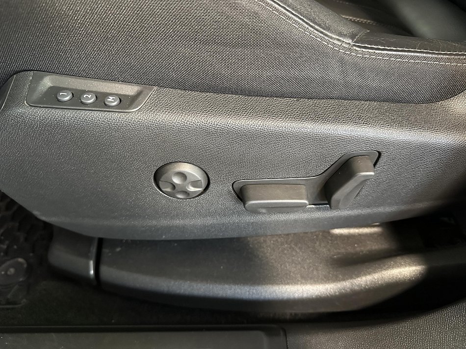 Peugeot 5008 1.5 HDi  7míst