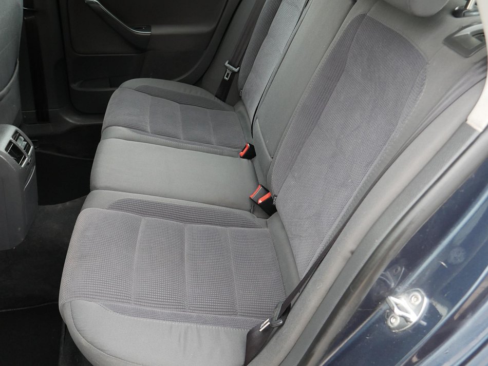 Volkswagen Golf 1.6 i Comfortline