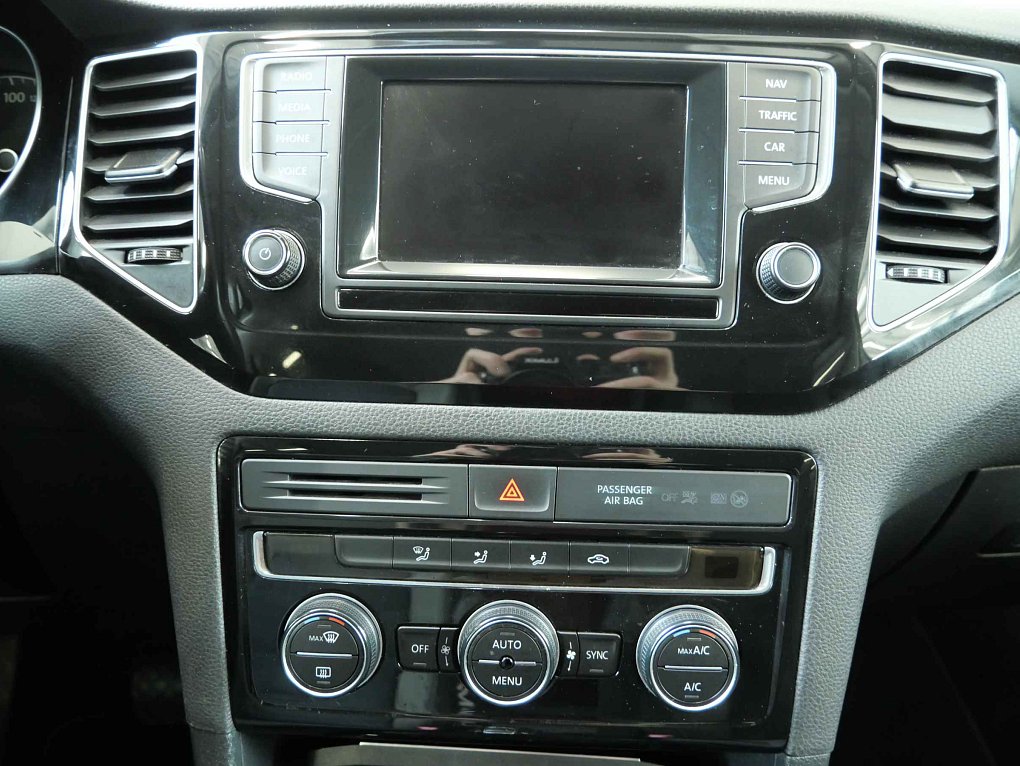 Volkswagen Sportsvan 1.6 TDi Highline