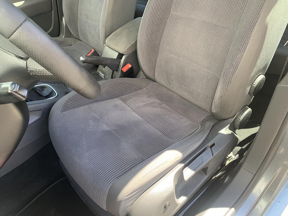 Volkswagen Golf 1.4i 