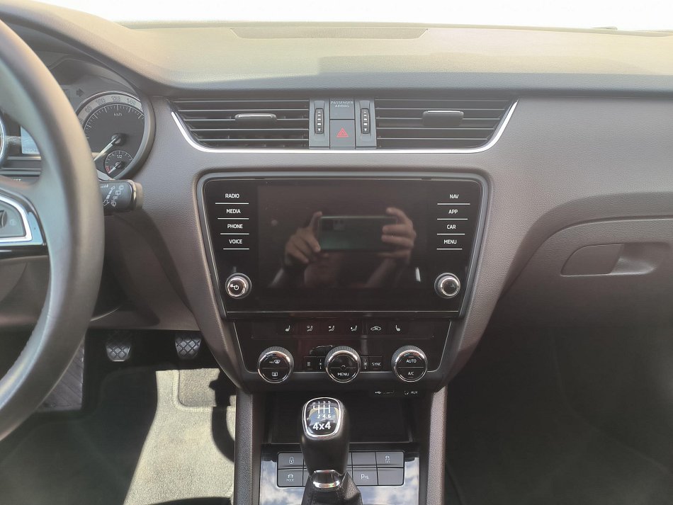 Škoda Octavia 2.0TDi  4x4