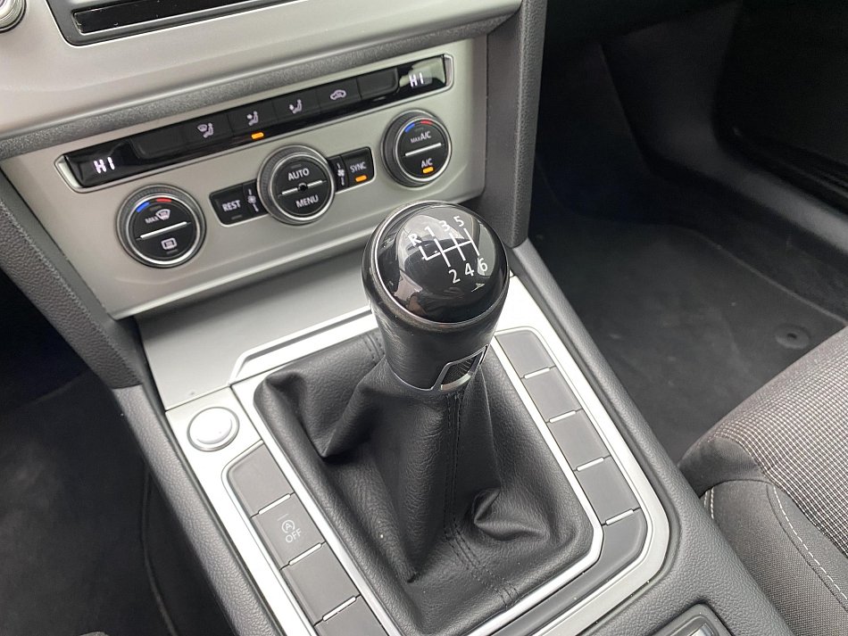 Volkswagen Passat 2.0 TDi Comfortline