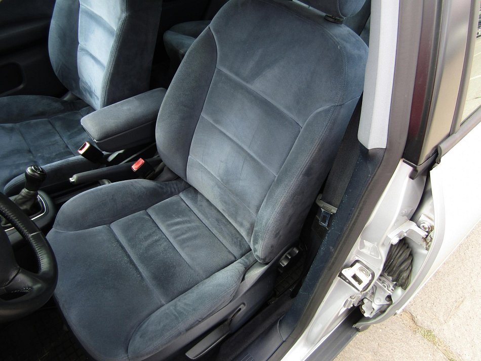Audi A3 1.6i 