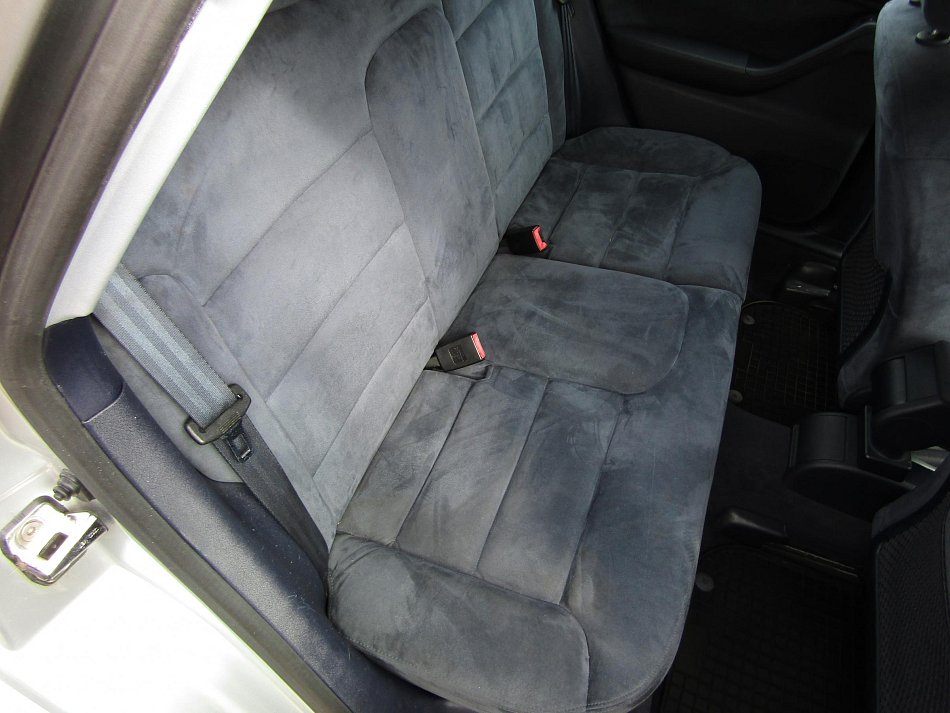 Audi A3 1.6i 