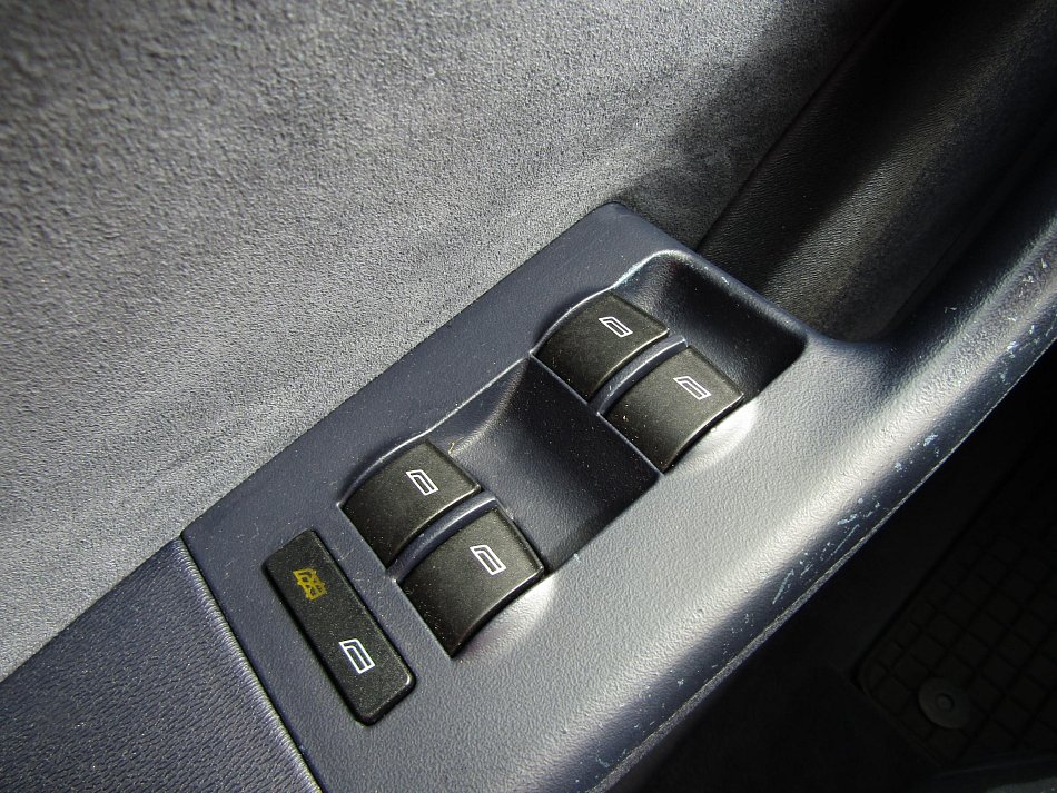 Audi A3 1.6i 