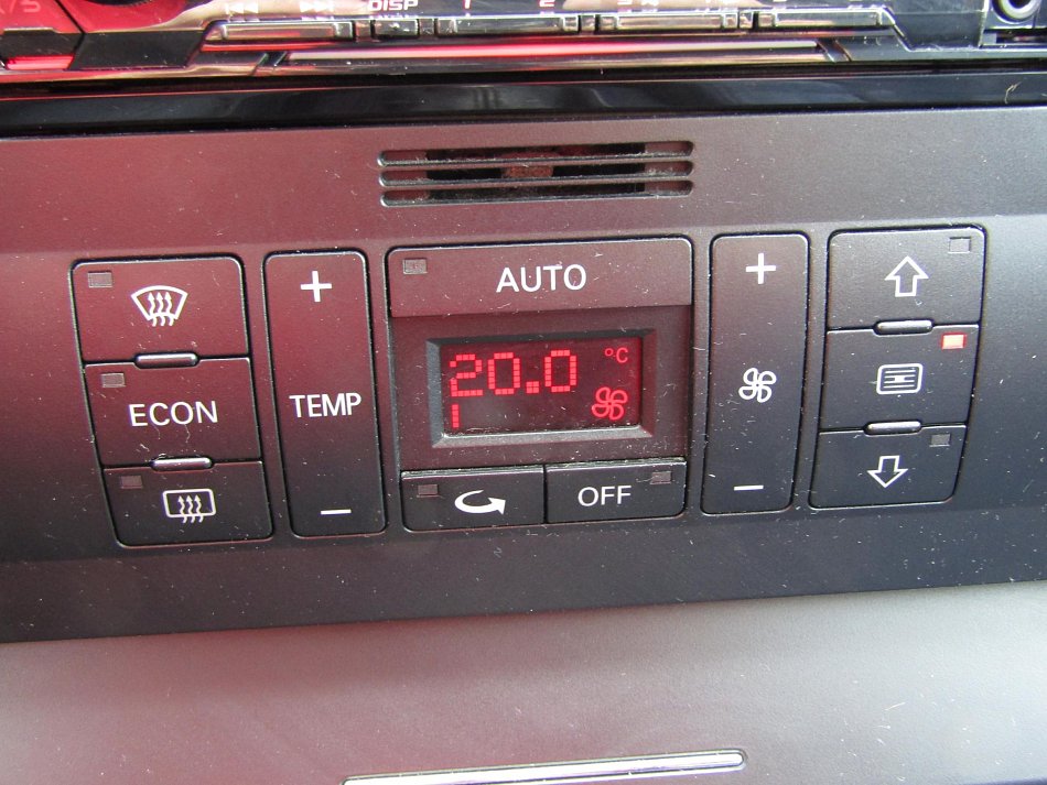 Audi A3 1.6i 