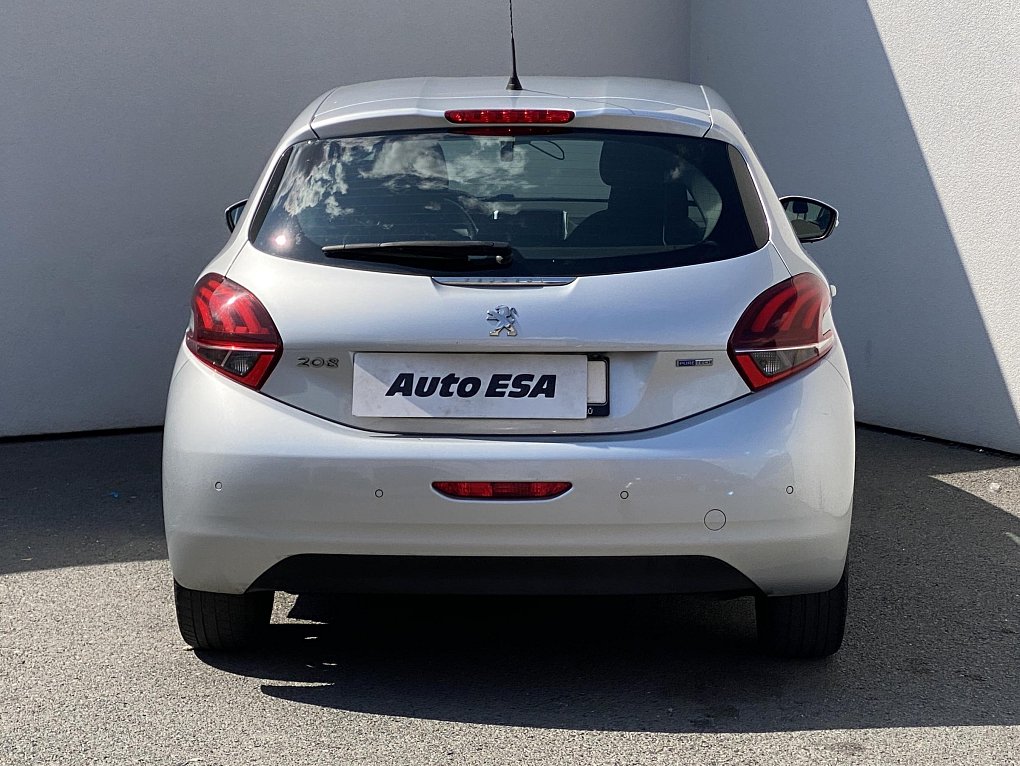 Peugeot 208 1.2PT 