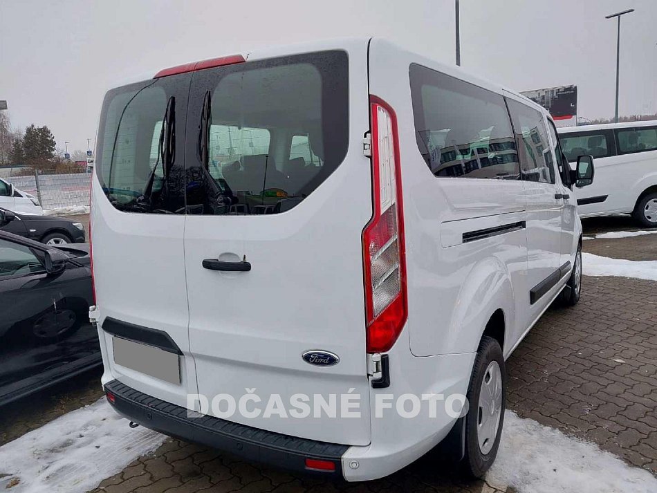 Ford Transit Custom 2.0TDCi Trend L2 9míst
