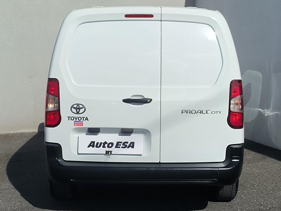 Toyota ProAce City 1.5D-4D Active MAXi