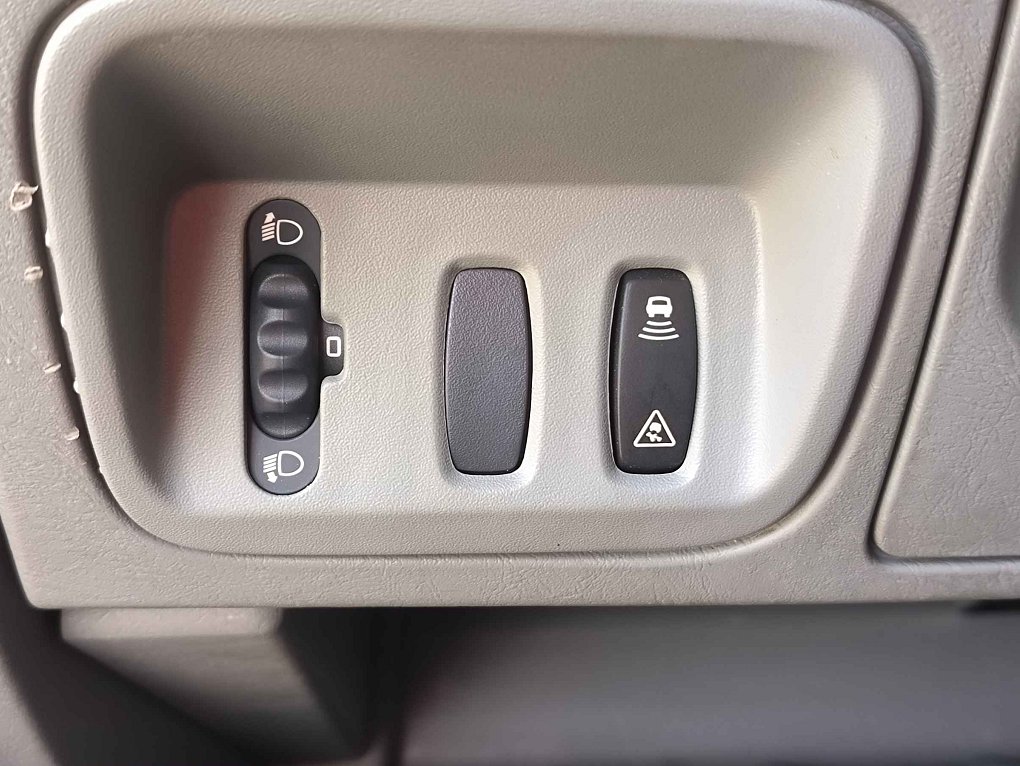 Opel Vivaro 2.5CDTi Life WESTFALIA