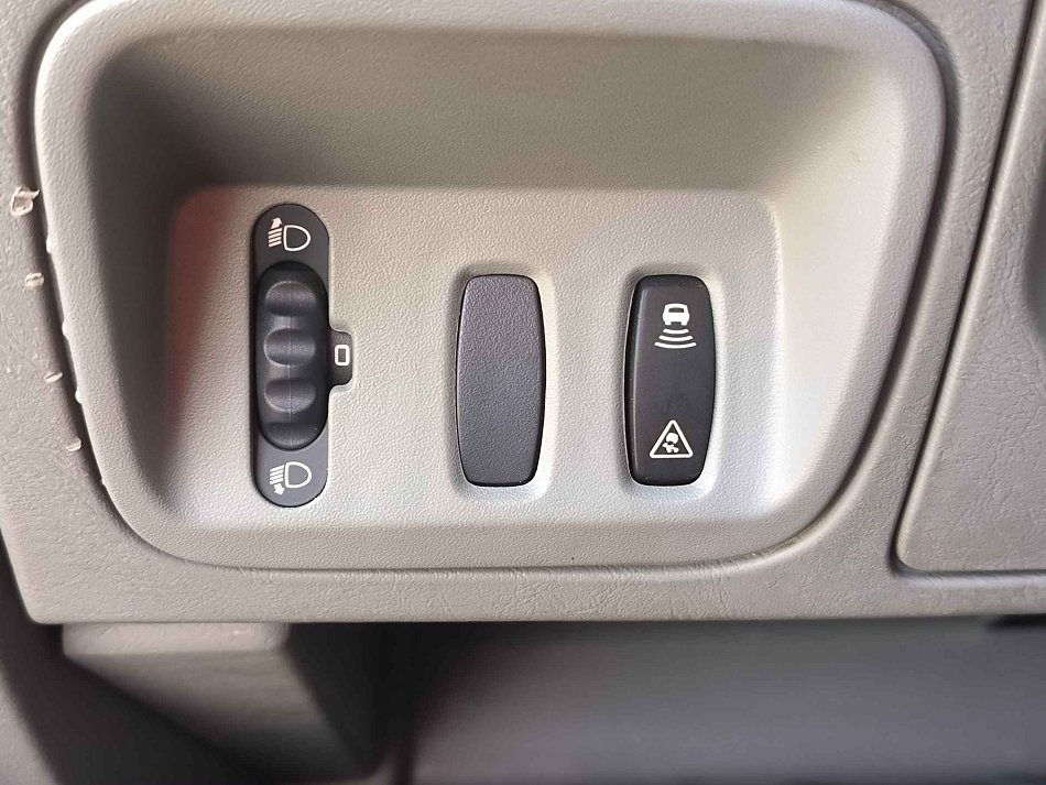 Opel Vivaro 2.5CDTi Life WESTFALIA