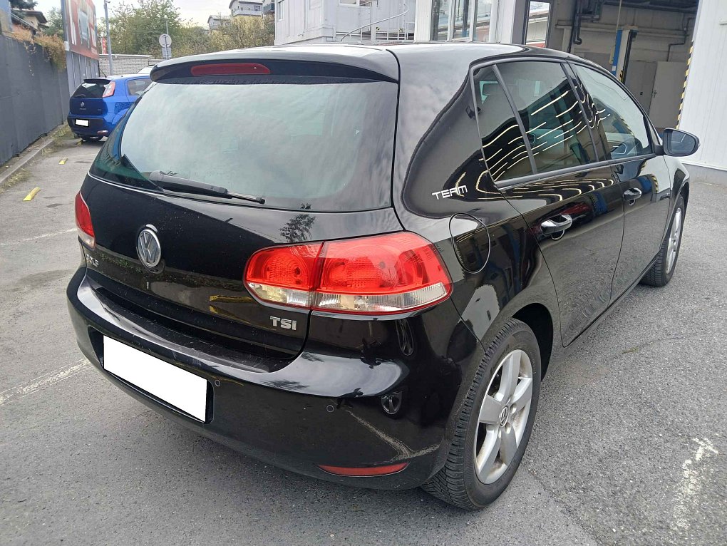 Volkswagen Golf 1.2TSI 