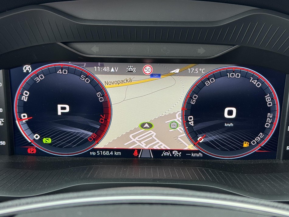 Škoda Karoq 1.5 TSi SportLine