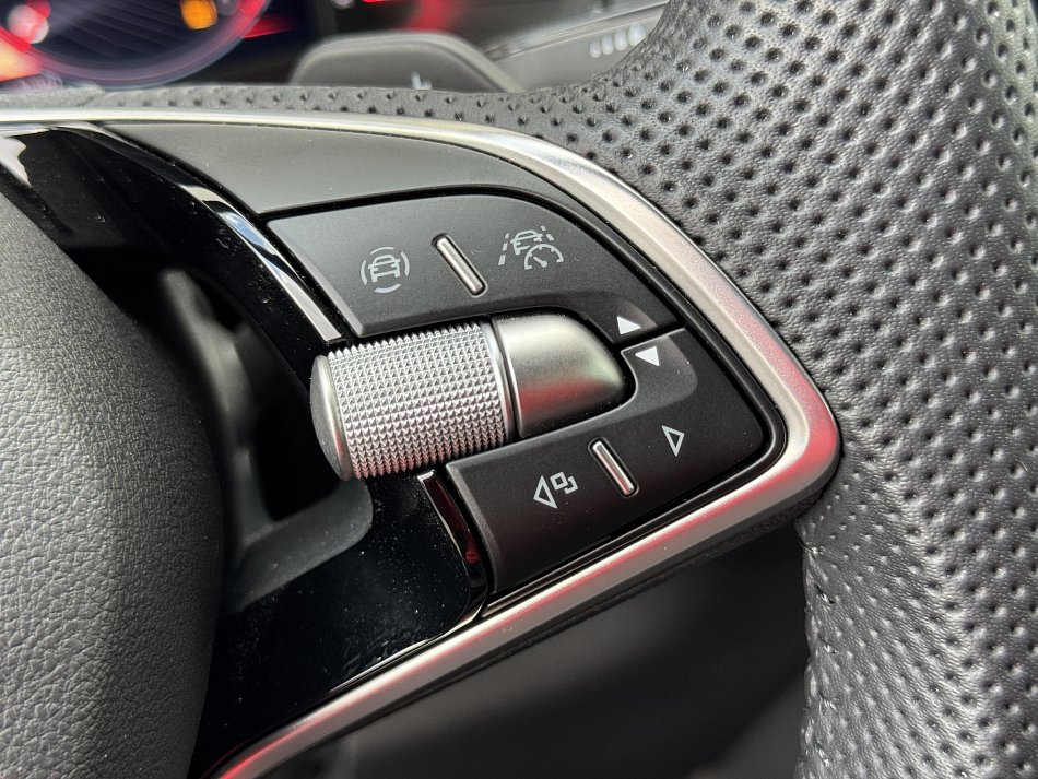 Škoda Karoq 1.5 TSi SportLine