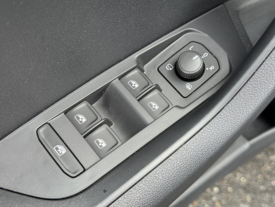 Škoda Karoq 1.5 TSi SportLine