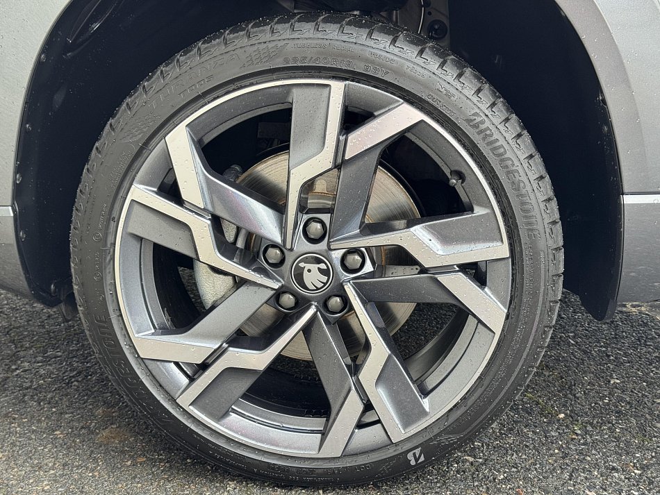 Škoda Karoq 1.5 TSi SportLine