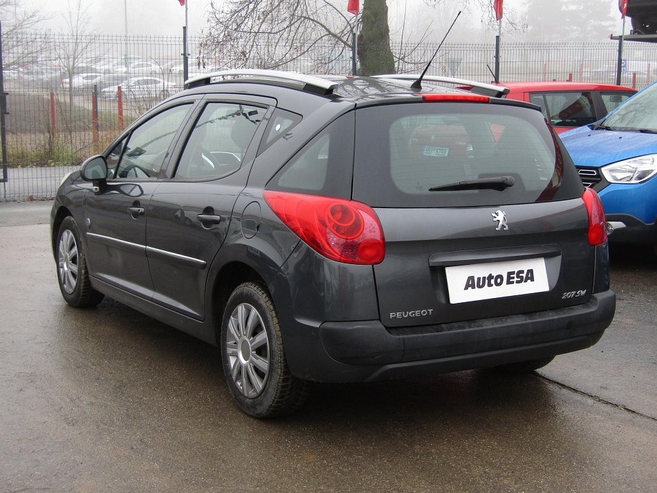 Peugeot 207 1.4i 