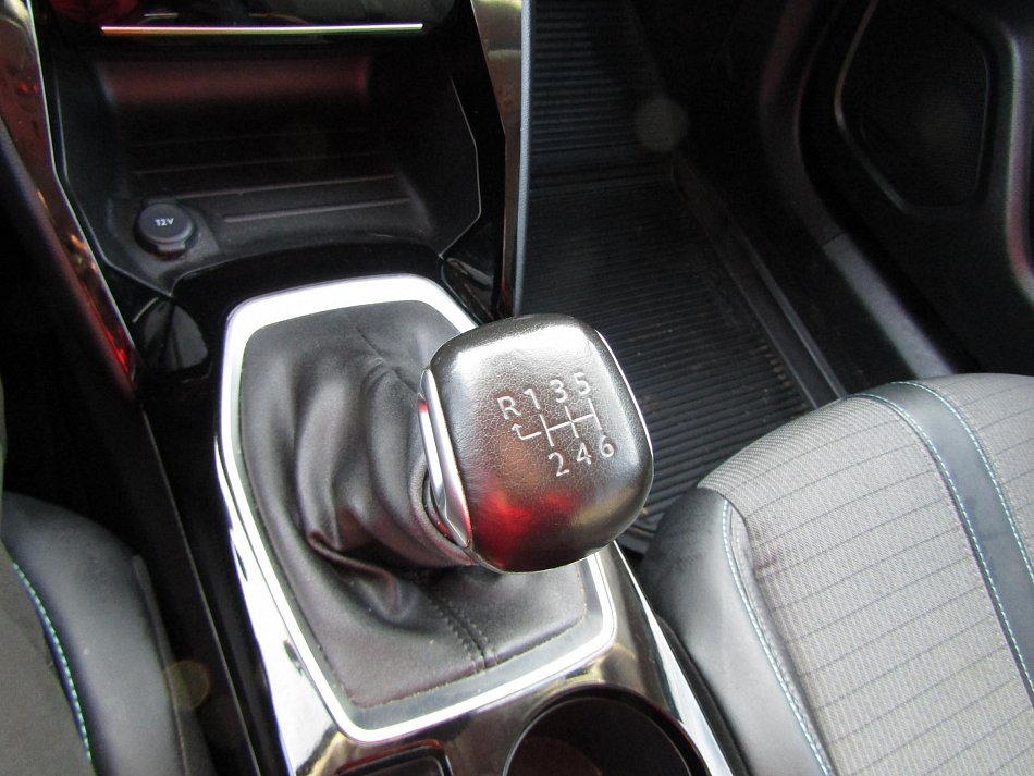 Peugeot 2008 1.5 HDi 